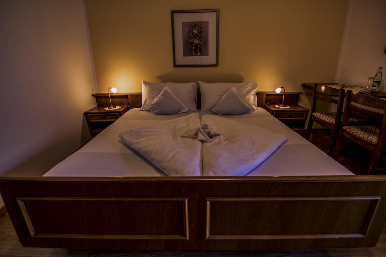 Hotel Gasthof Wastl อัปเปียโน ซุลลา สตราดา เดล วีโน ภายนอก รูปภาพ